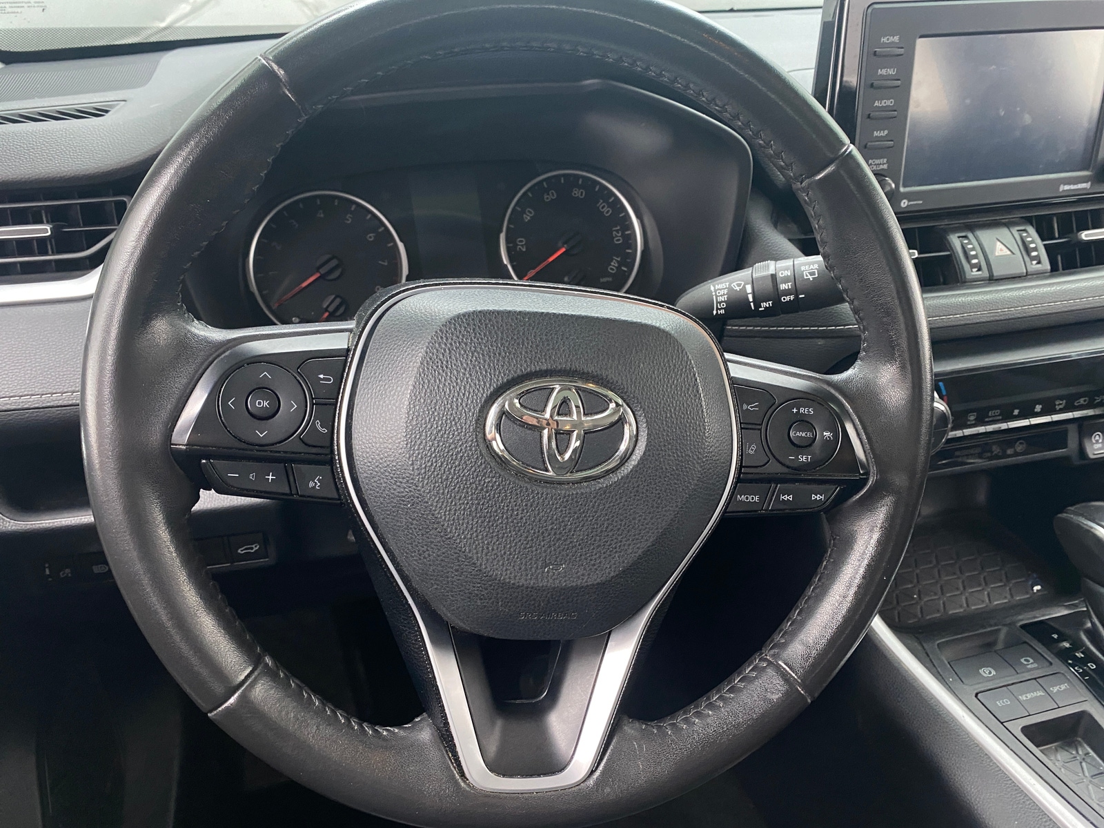 Thumbnail: 2020 Toyota RAV4 - 4