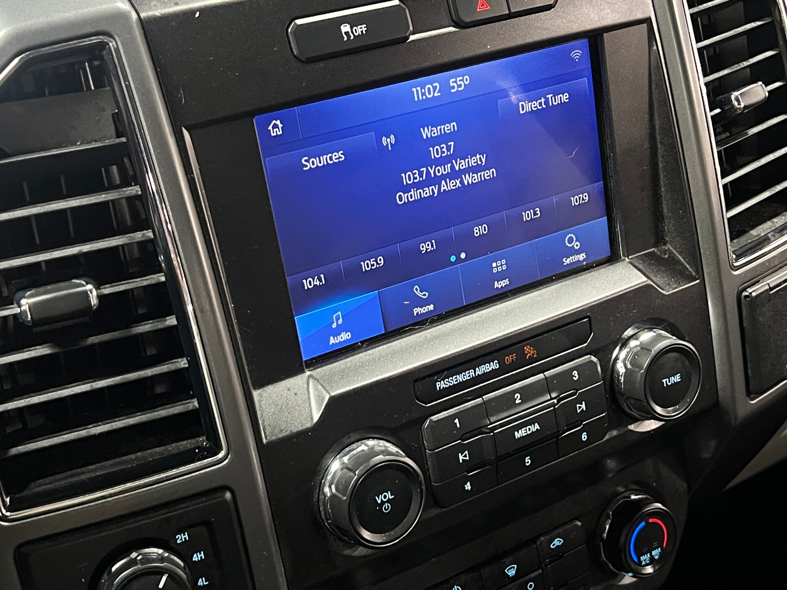 Thumbnail: 2020 Ford Econoline - 4