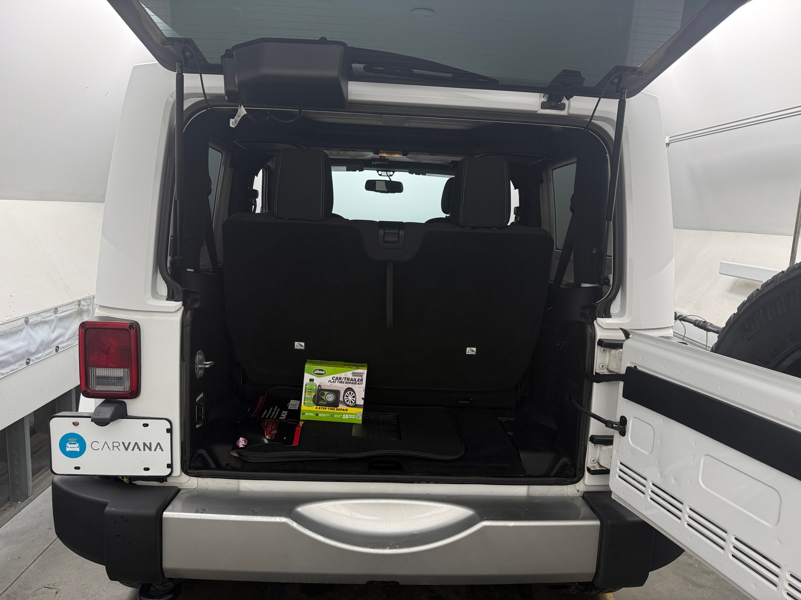 Thumbnail: 2018 Jeep Wrangler - 7