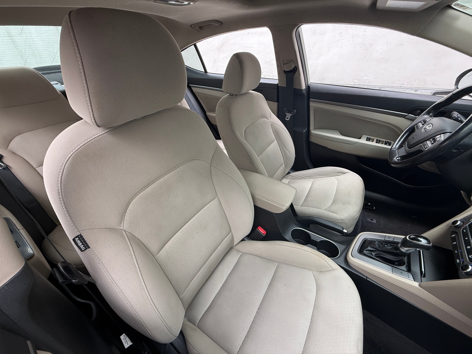 Thumbnail: 2017 Hyundai Elantra - 2