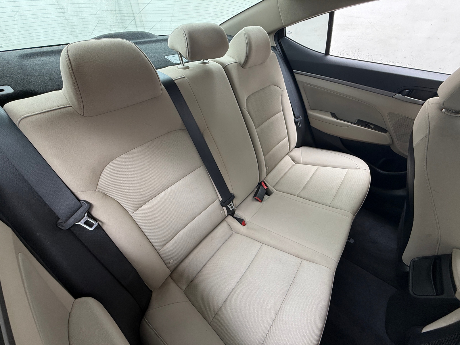 Thumbnail: 2017 Hyundai Elantra - 6