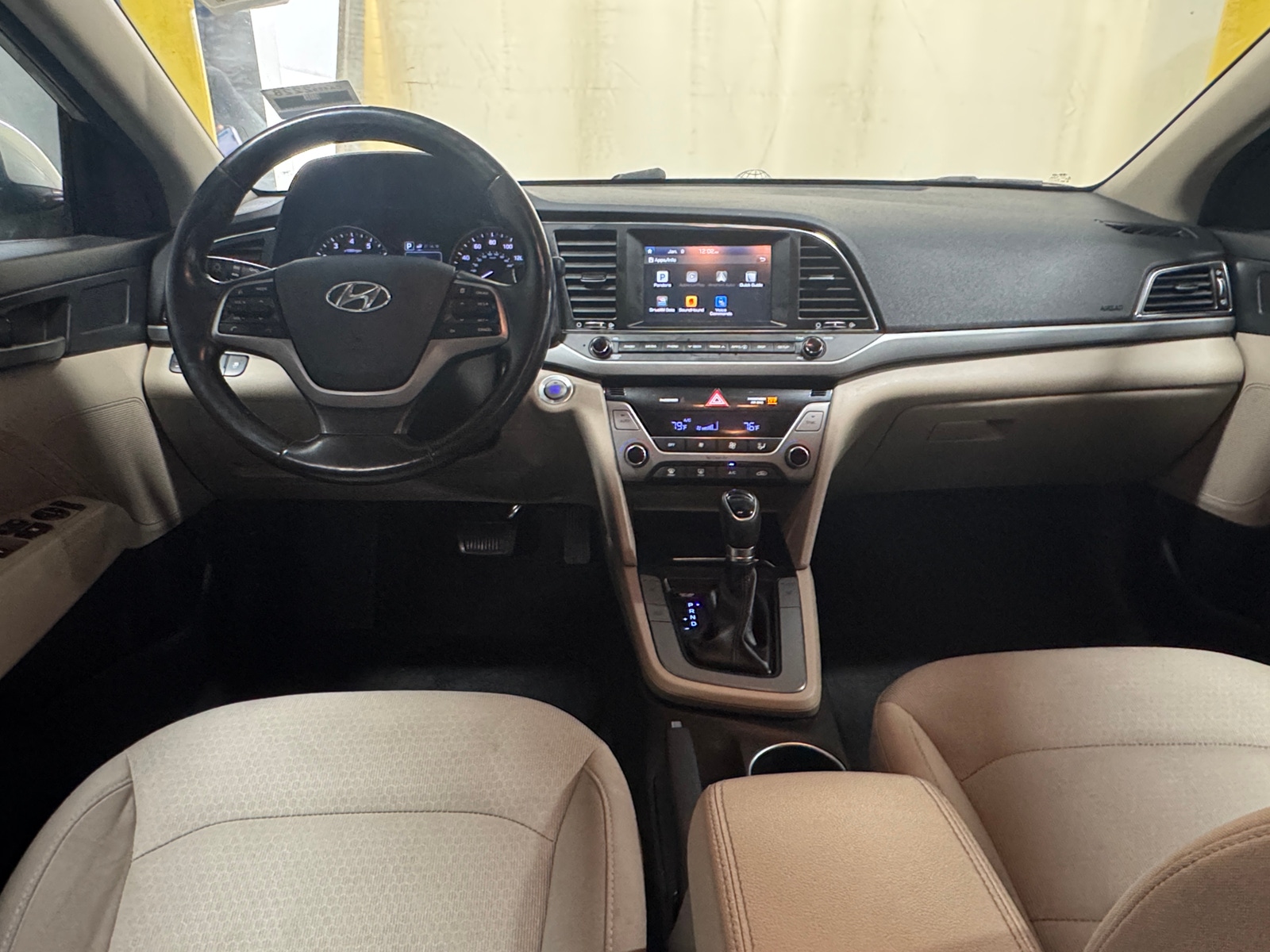 Thumbnail: 2017 Hyundai Elantra - 3