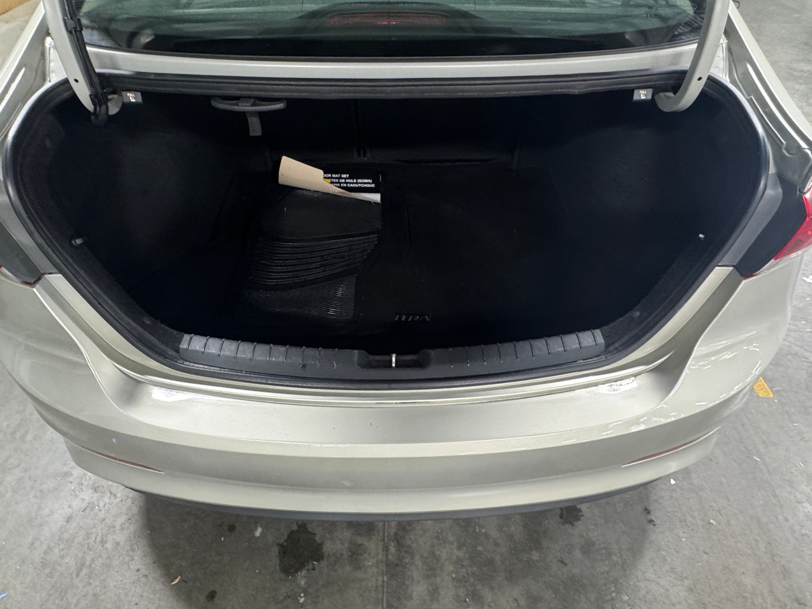 Thumbnail: 2017 Hyundai Elantra - 7