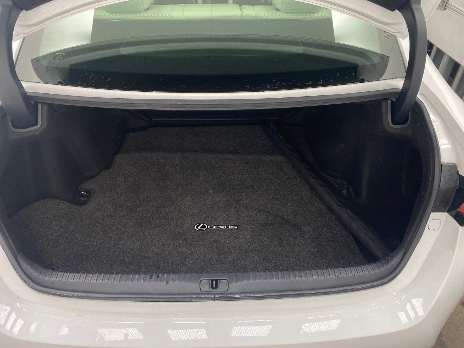 Thumbnail: 2020 Lexus RC - 4