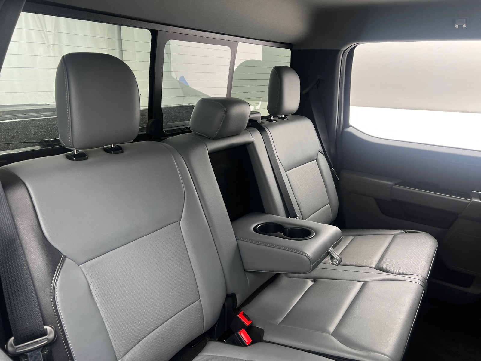 Thumbnail: 2022 Ford Econoline - 5