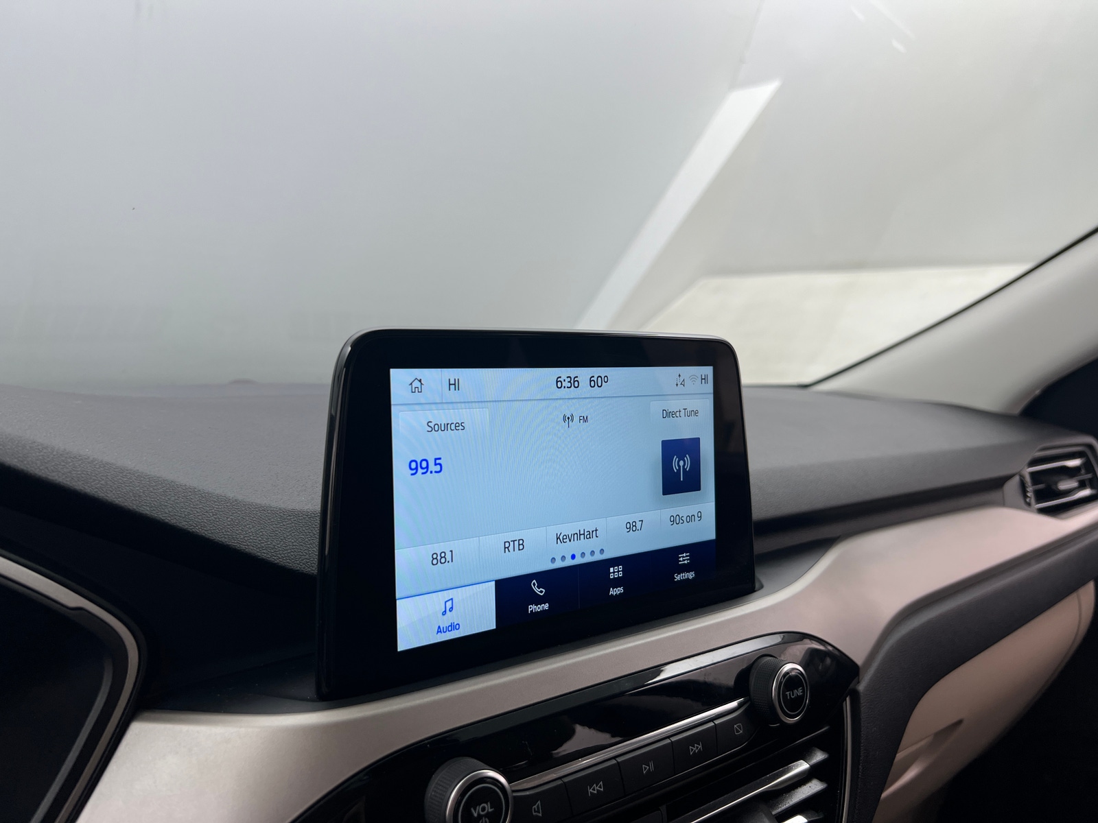 Thumbnail: 2022 Ford Escape - 4