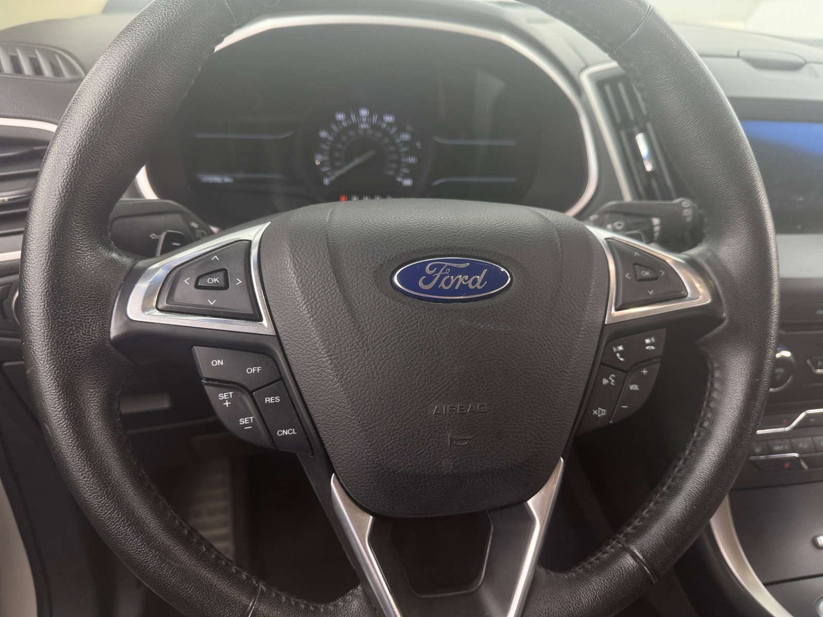 Thumbnail: 2016 Ford Edge - 4