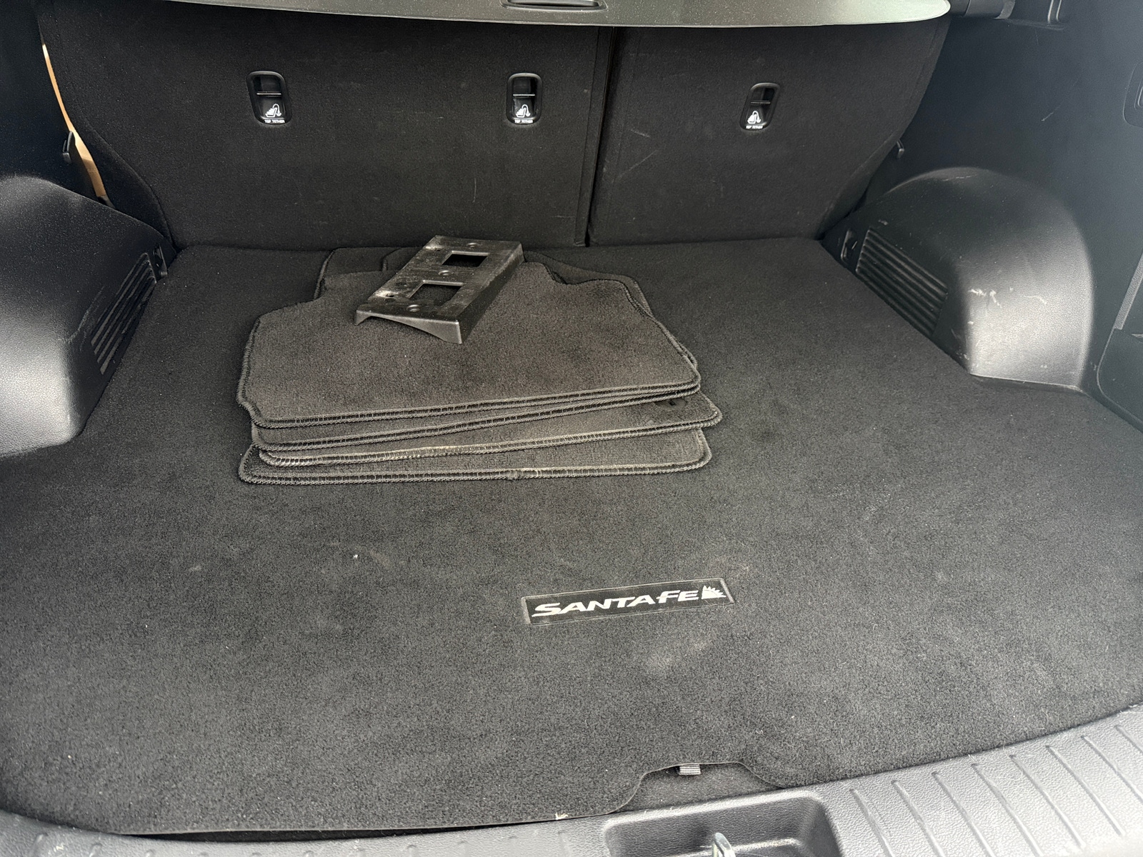 Thumbnail: 2023 Hyundai Santa Fe - 6