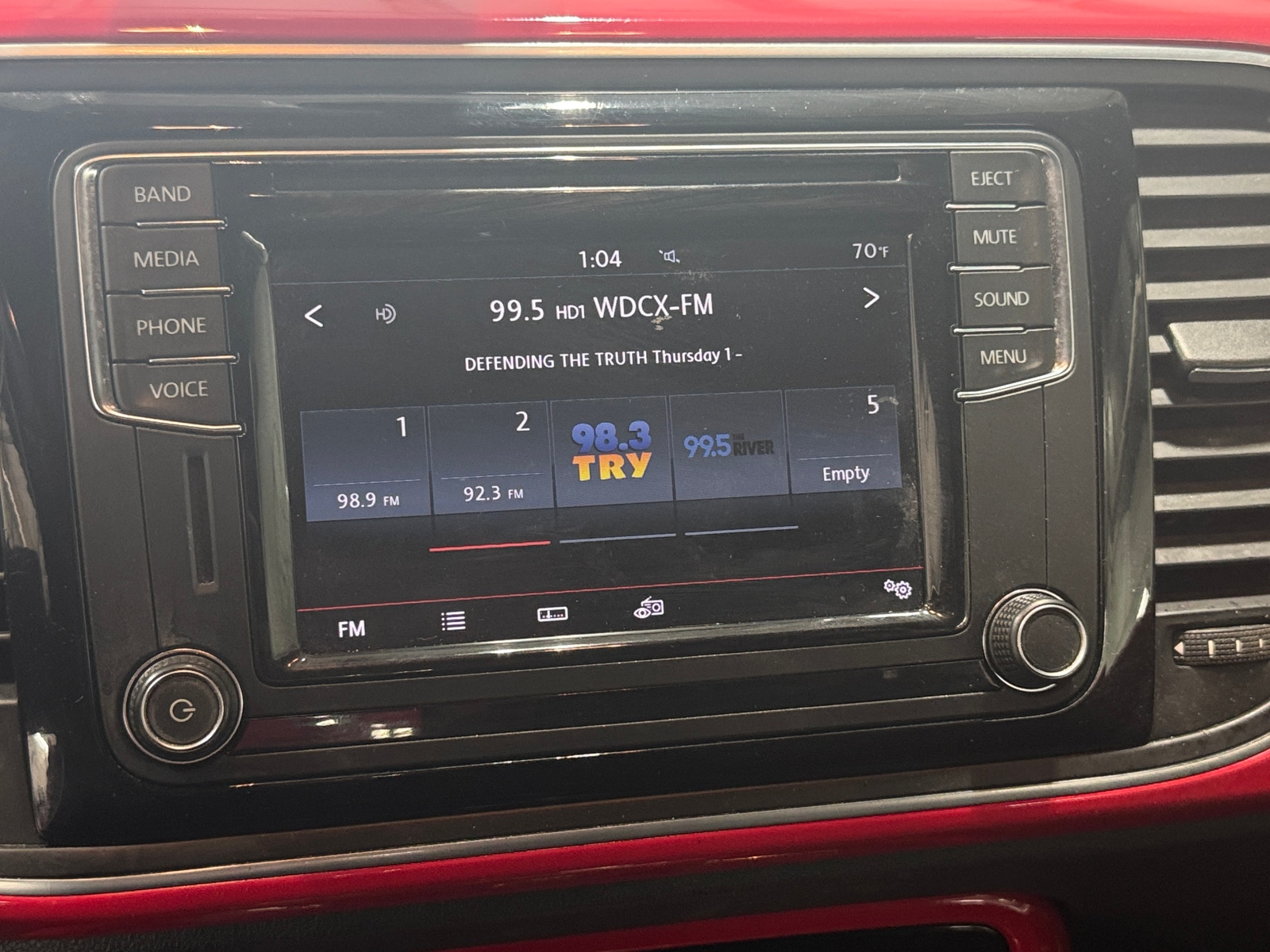 Thumbnail: 2017 Volkswagen Beetle - 4