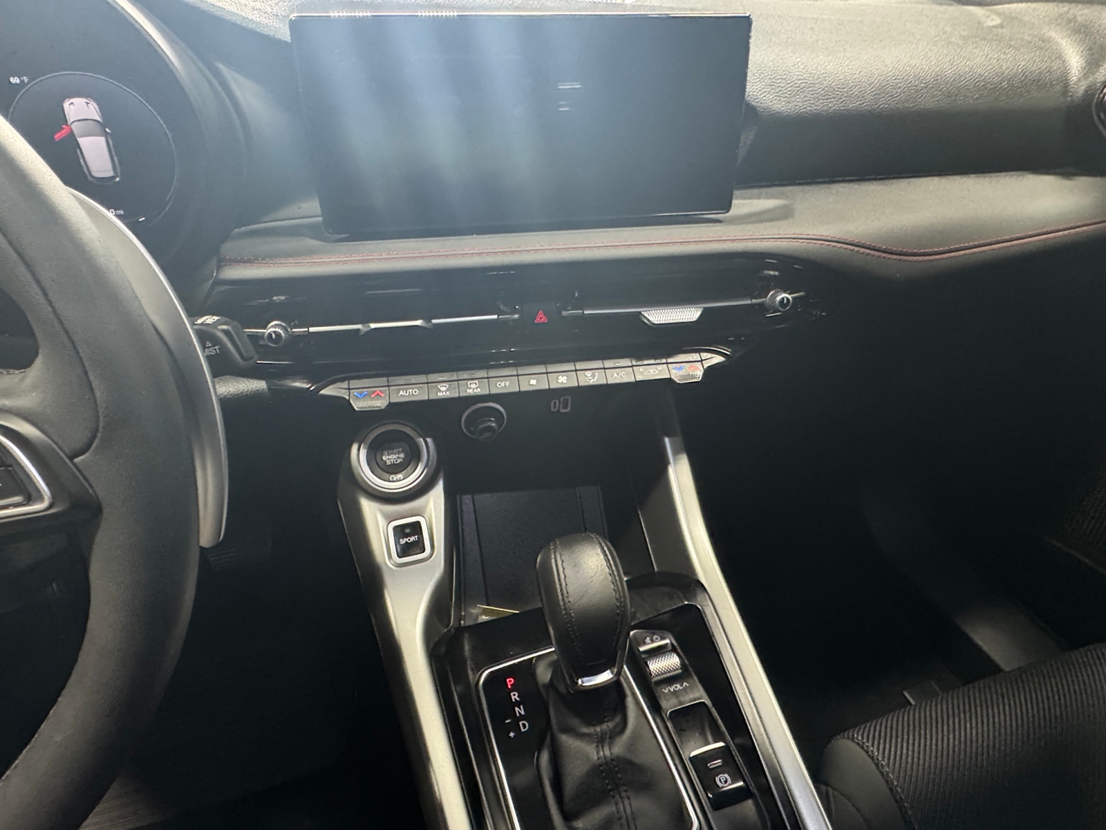 Thumbnail: 2024 Dodge Hornet - 3