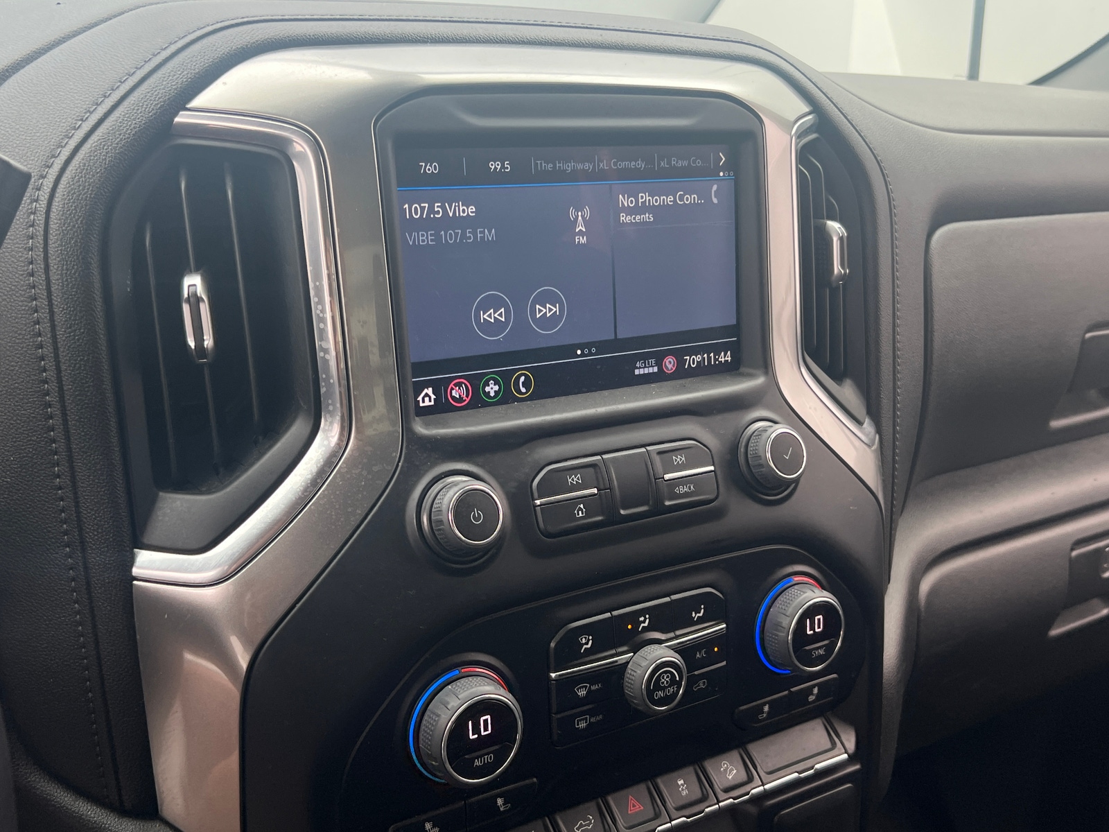 Thumbnail: 2022 Chevrolet Silverado 2500 - 4