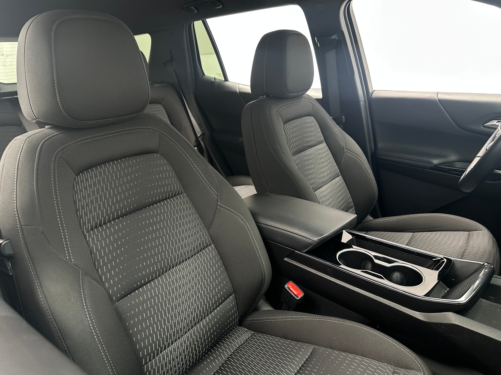 Thumbnail: 2025 Chevrolet Equinox - 2