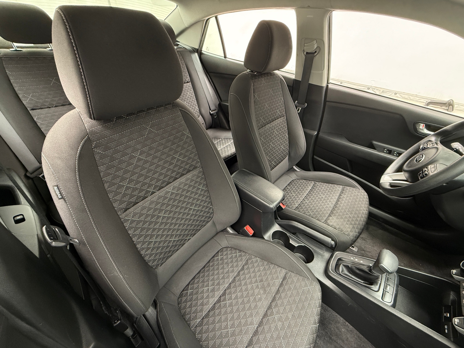 Thumbnail: 2021 Kia Rio - 2