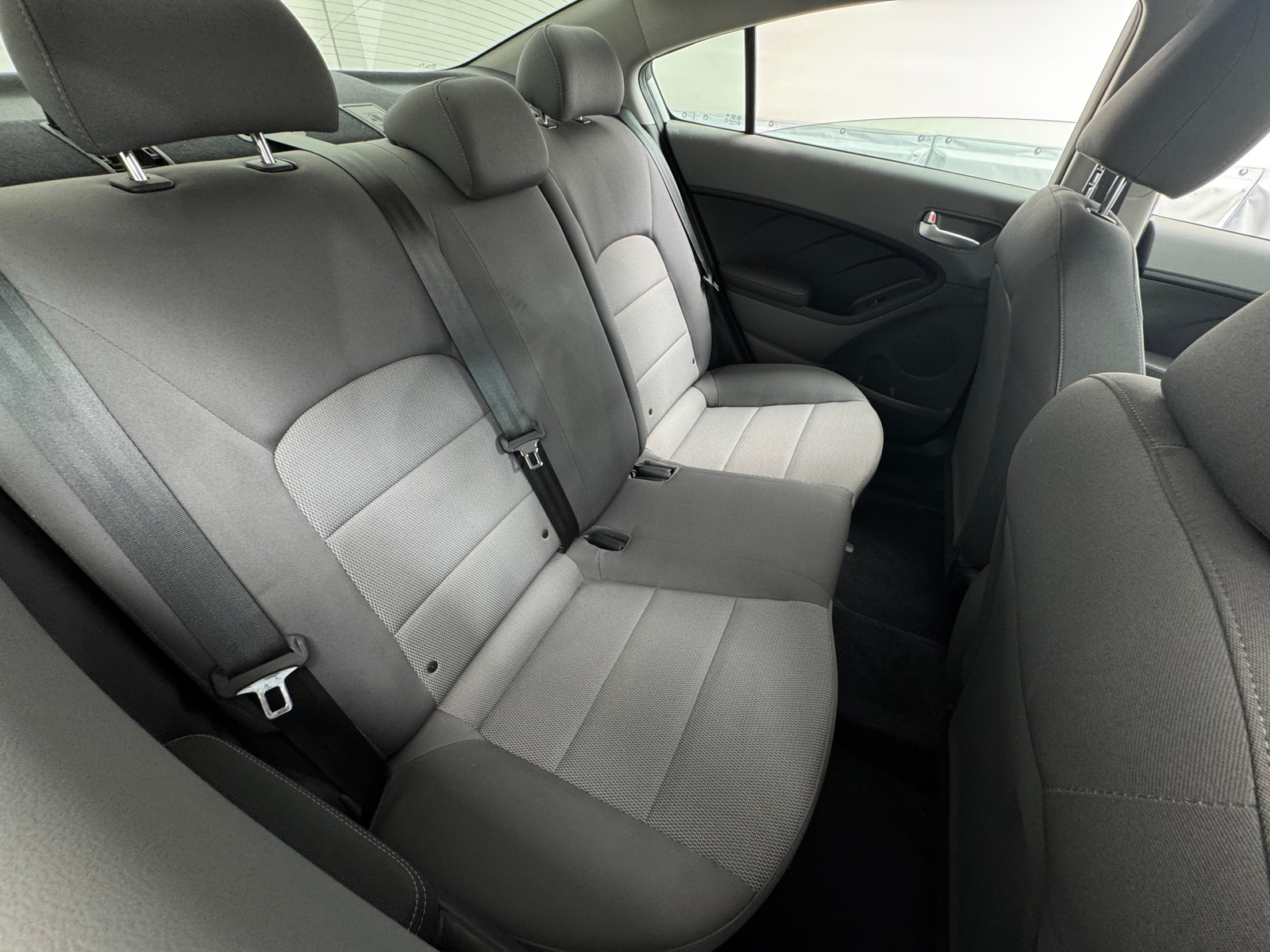 Thumbnail: 2018 Kia Forte - 6