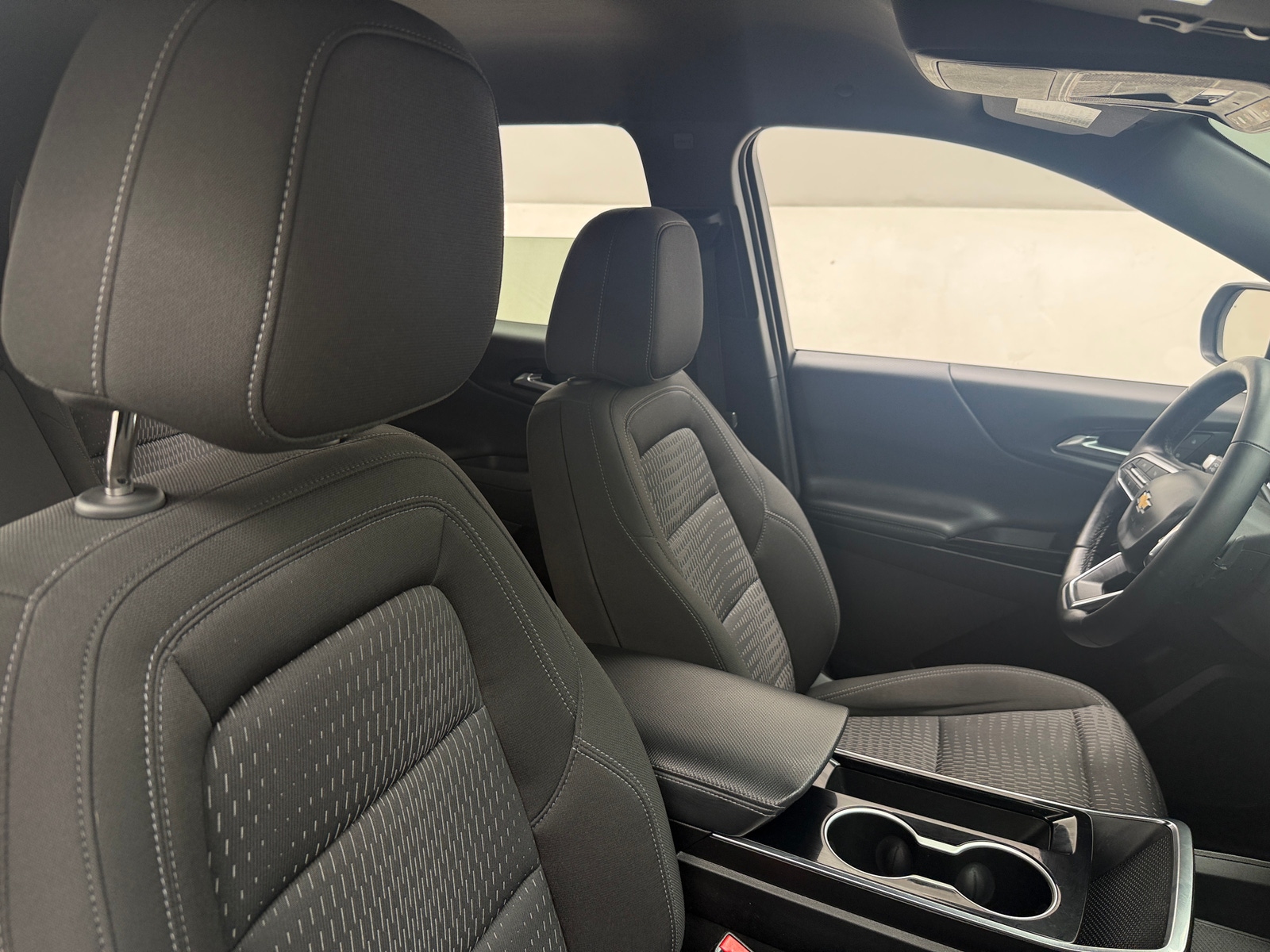 Thumbnail: 2025 Chevrolet Equinox - 2