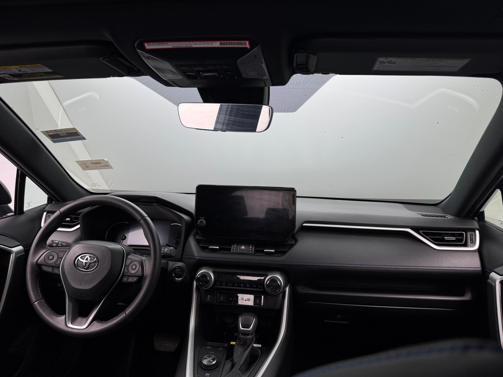 Thumbnail: 2024 Toyota RAV4 - 2