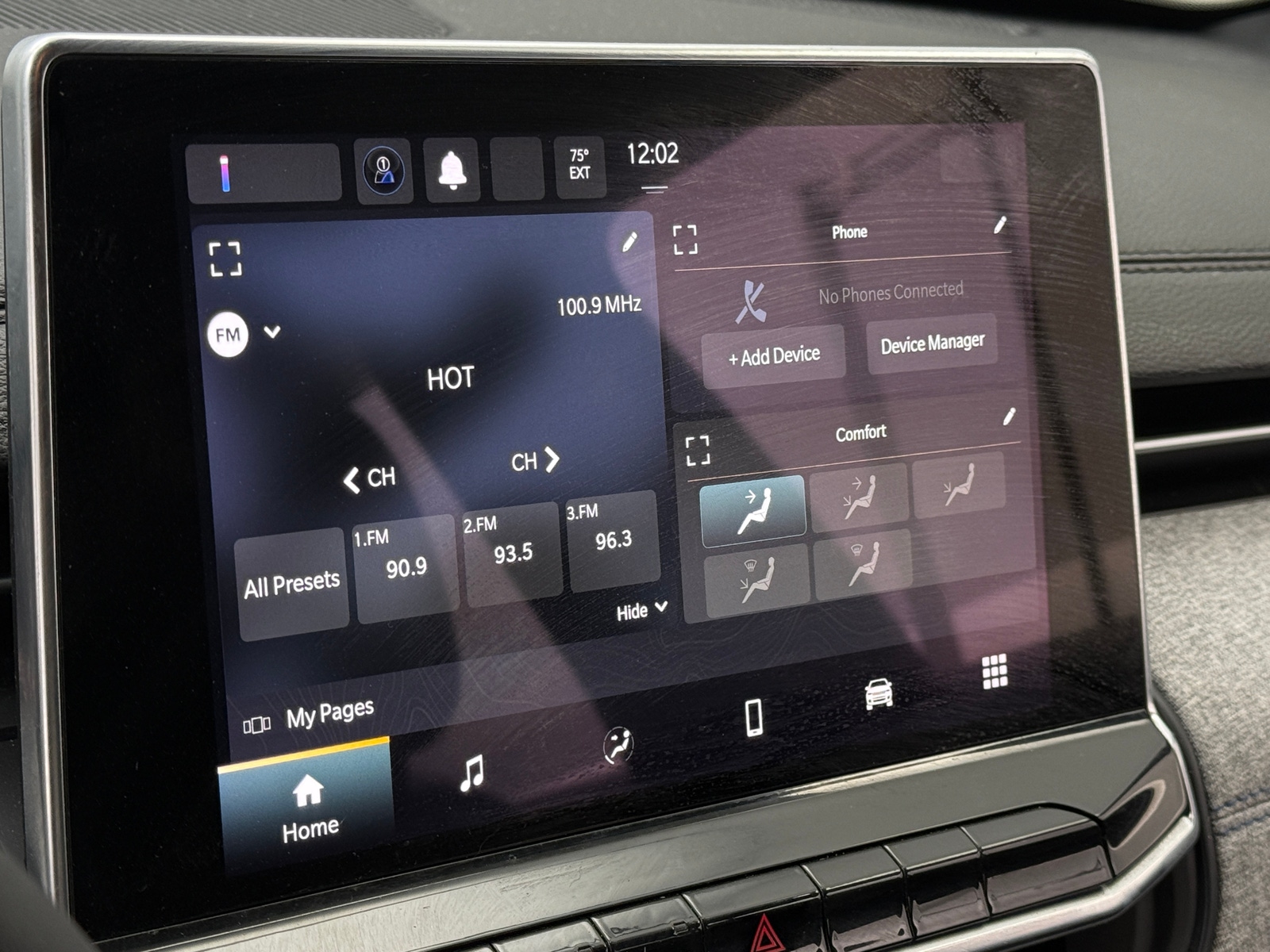 Thumbnail: 2023 Jeep Compass - 3