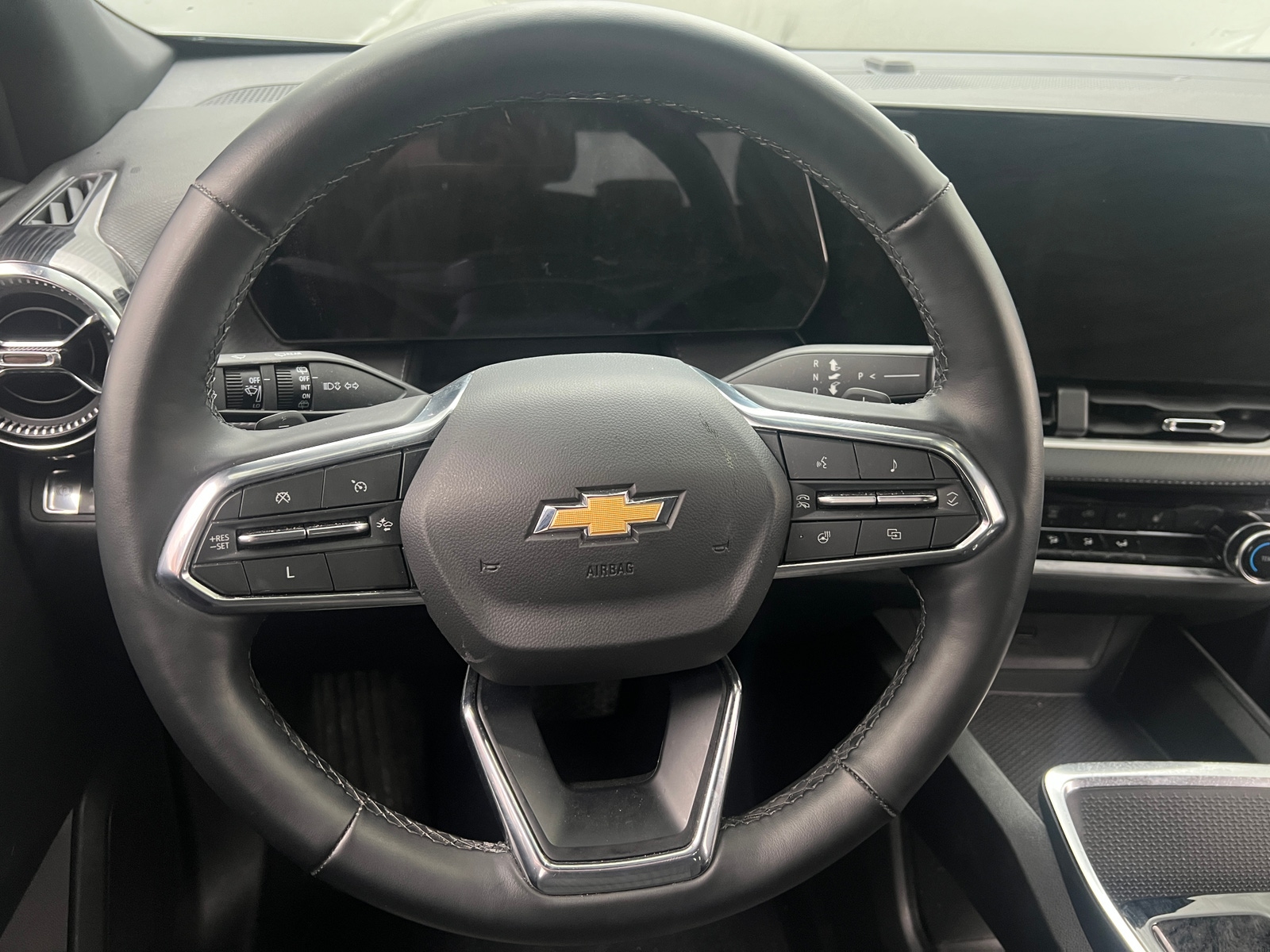 Thumbnail: 2025 Chevrolet Equinox - 5