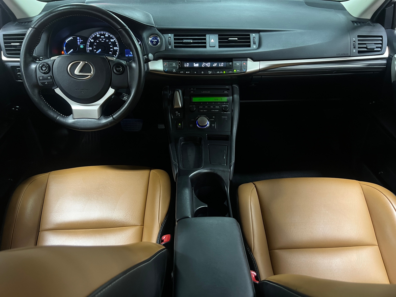 Thumbnail: 2015 Lexus CT - 2