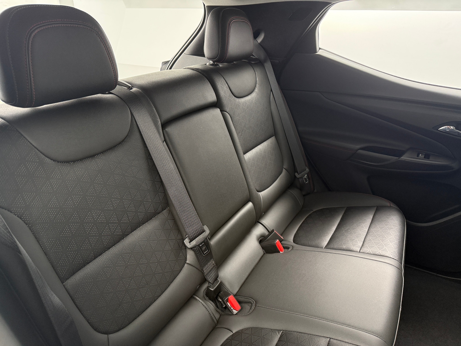 Thumbnail: 2023 Chevrolet Bolt EUV - 5