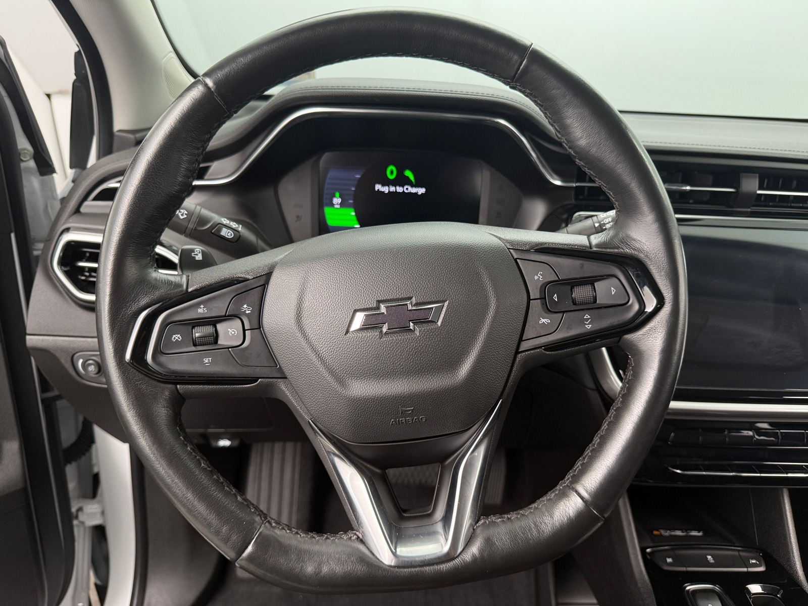 Thumbnail: 2023 Chevrolet Bolt EUV - 4