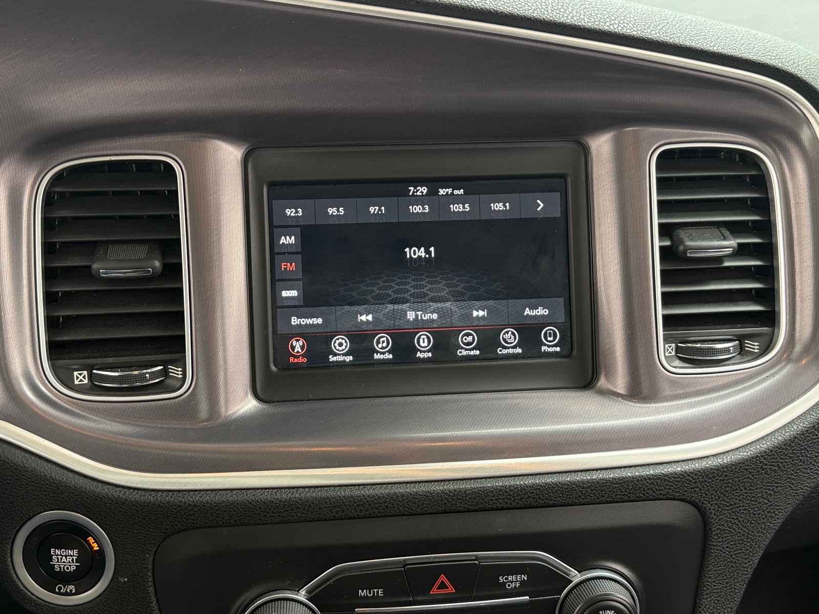 Thumbnail: 2020 Dodge Charger - 4