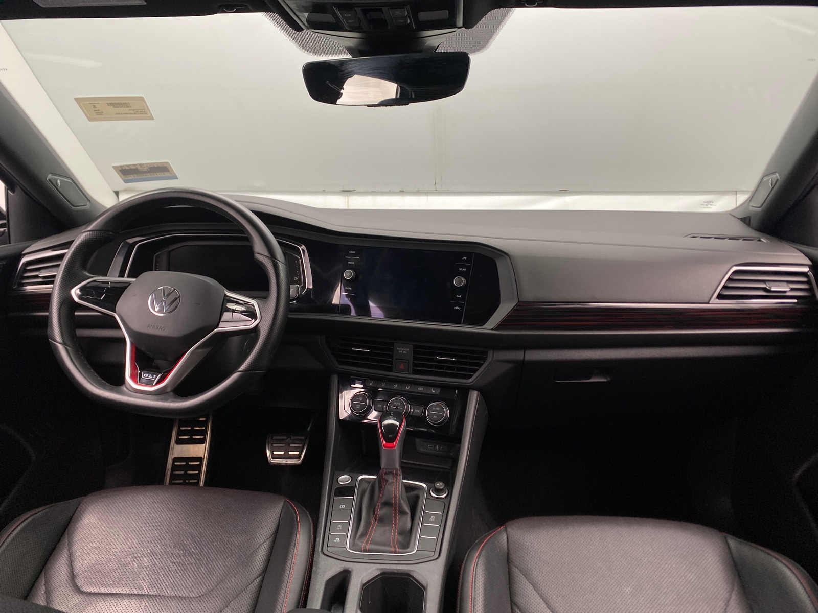 Thumbnail: 2023 Volkswagen Jetta - 2