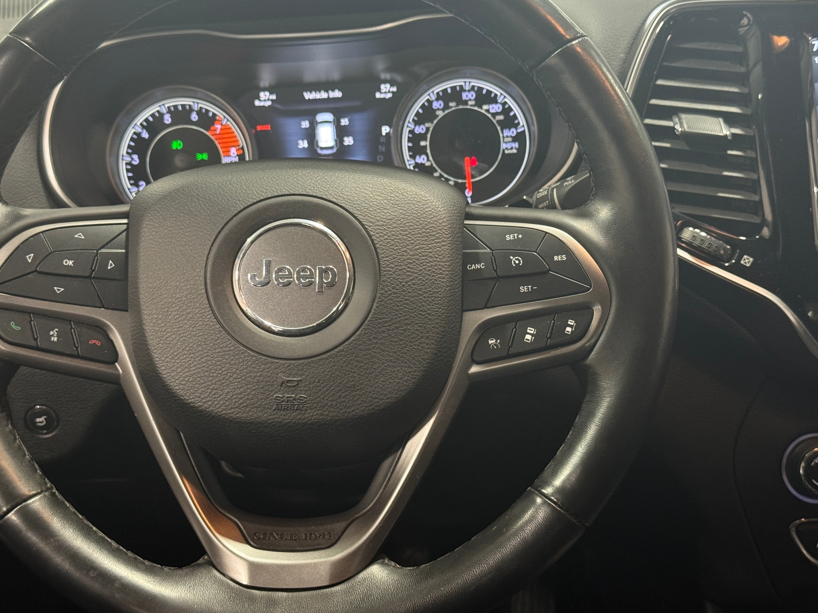 Thumbnail: 2019 Jeep Cherokee - 4