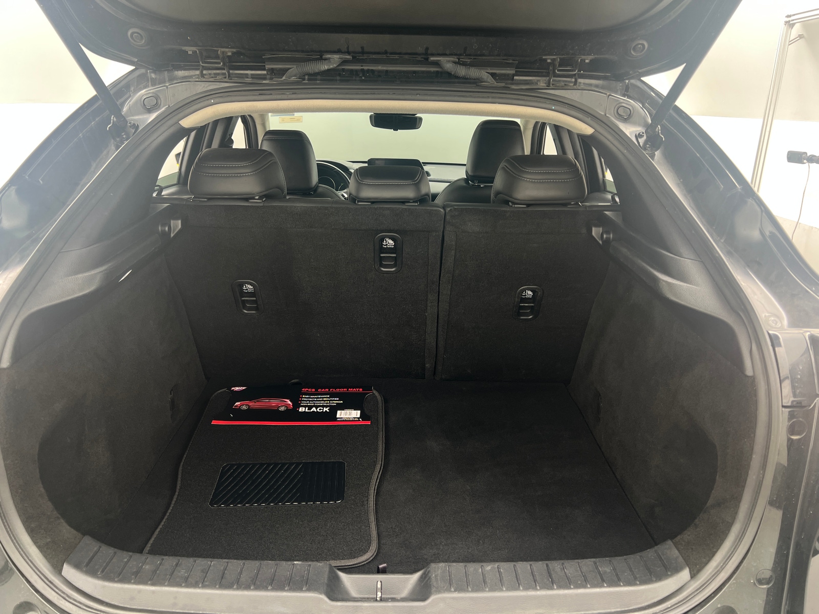 Thumbnail: 2024 Mazda CX-30 - 6