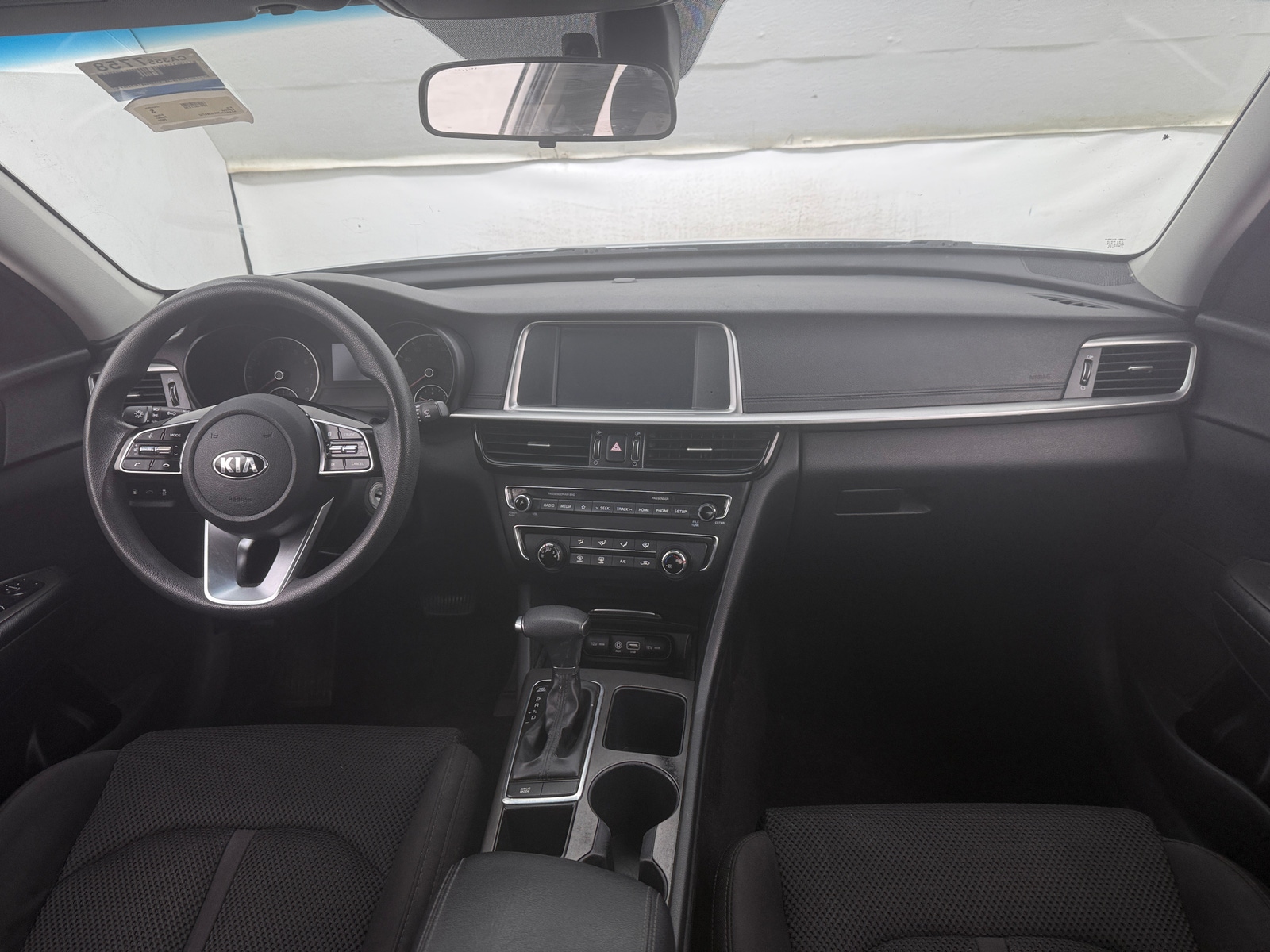 Thumbnail: 2020 Kia Optima - 3