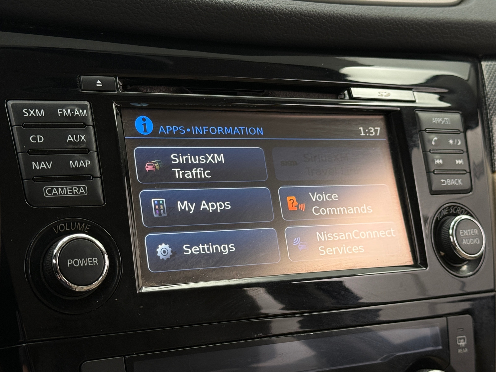 Thumbnail: 2016 Nissan Rogue - 3