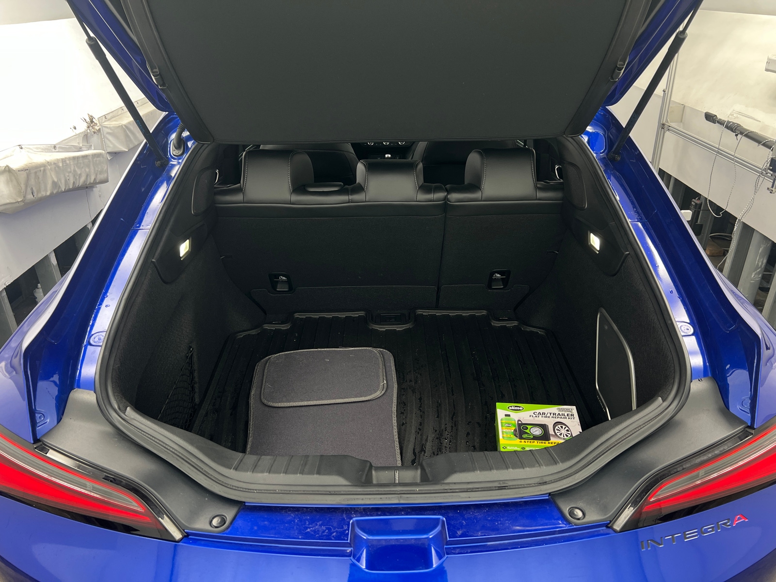 Thumbnail: 2024 Acura Integra - 6