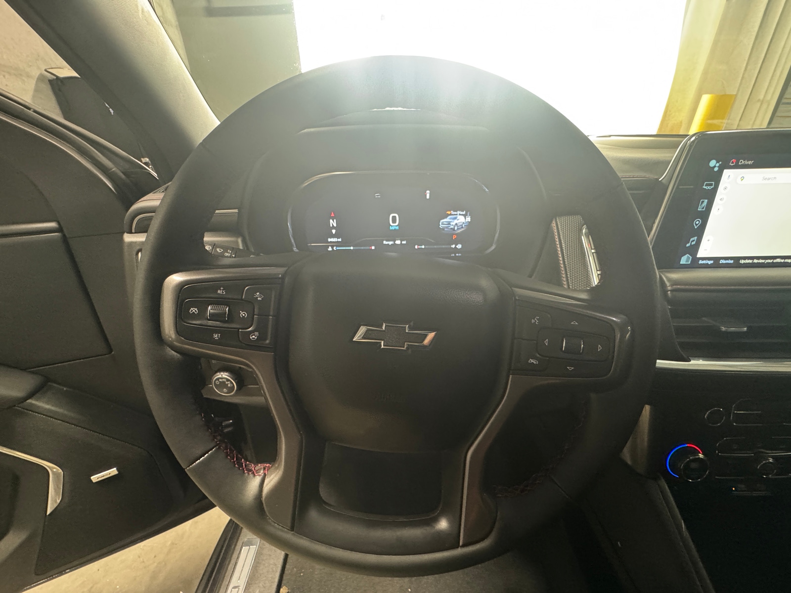 Thumbnail: 2023 Chevrolet Suburban - 4