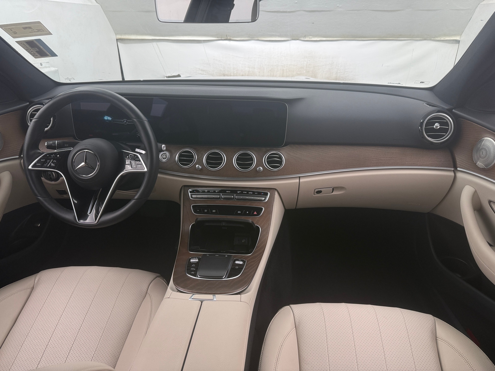 Thumbnail: 2023 Mercedes-Benz E-Class - 2