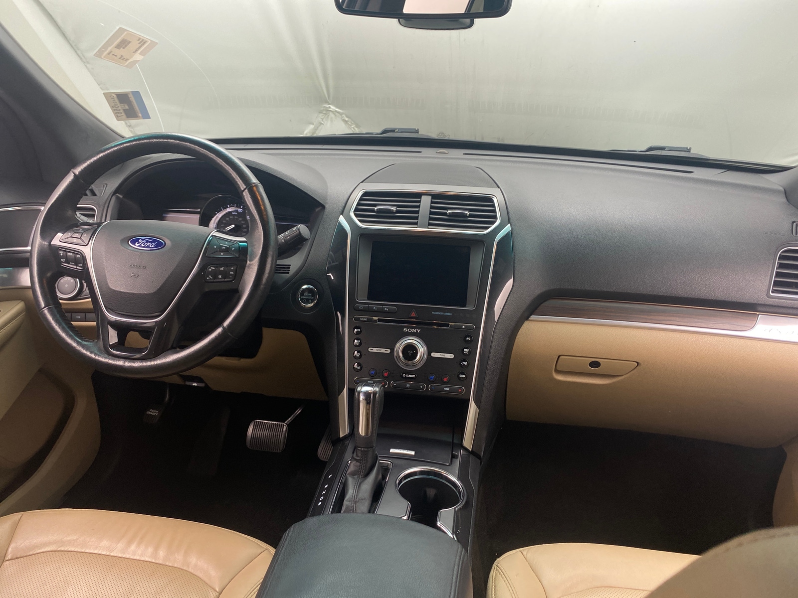 Thumbnail: 2016 Ford Explorer - 2