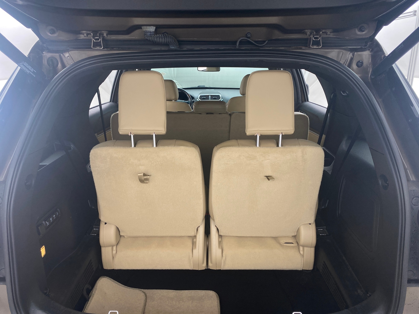 Thumbnail: 2016 Ford Explorer - 6