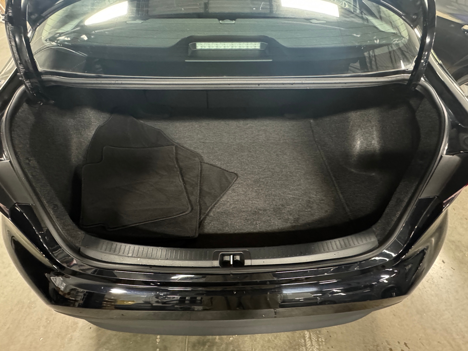 Thumbnail: 2025 Toyota Corolla - 7