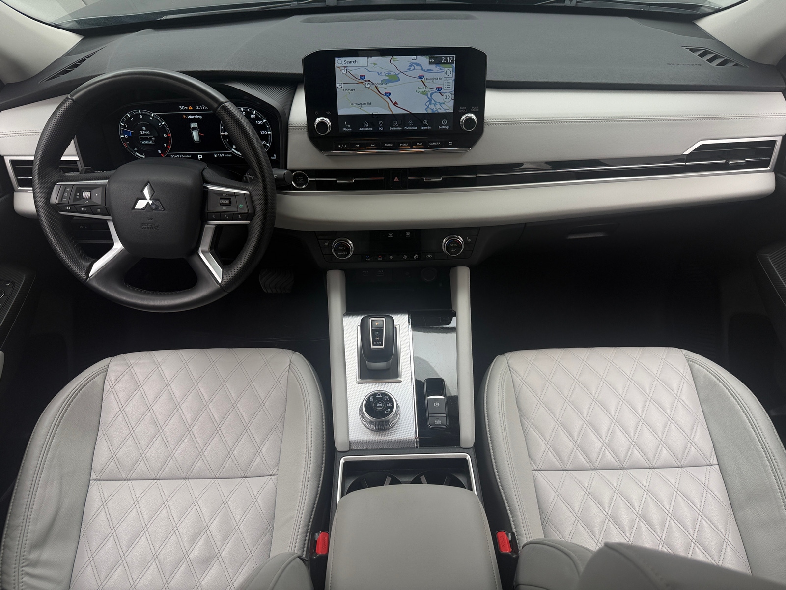 Thumbnail: 2024 Mitsubishi Outlander - 2