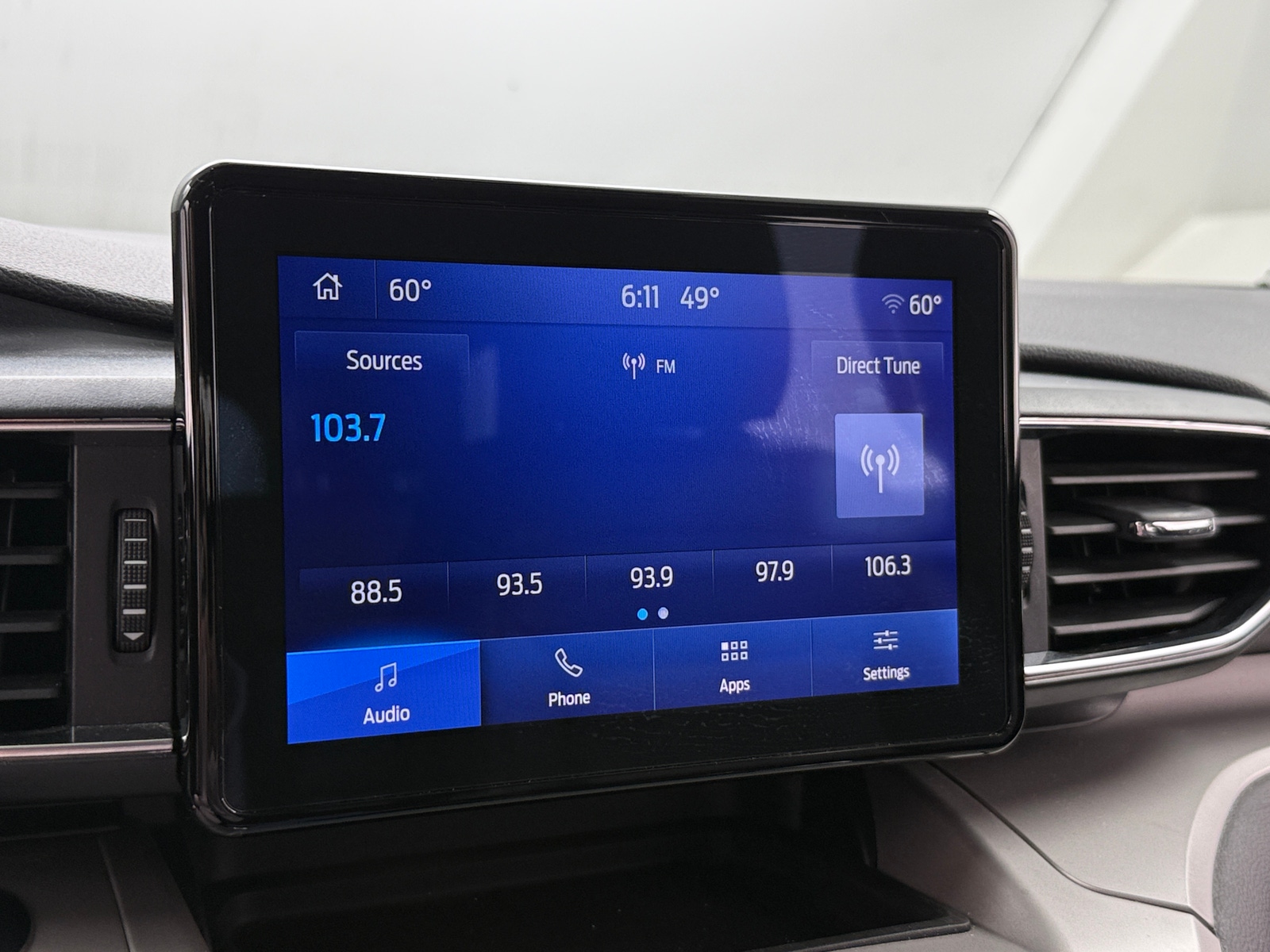 Thumbnail: 2024 Ford Explorer - 3