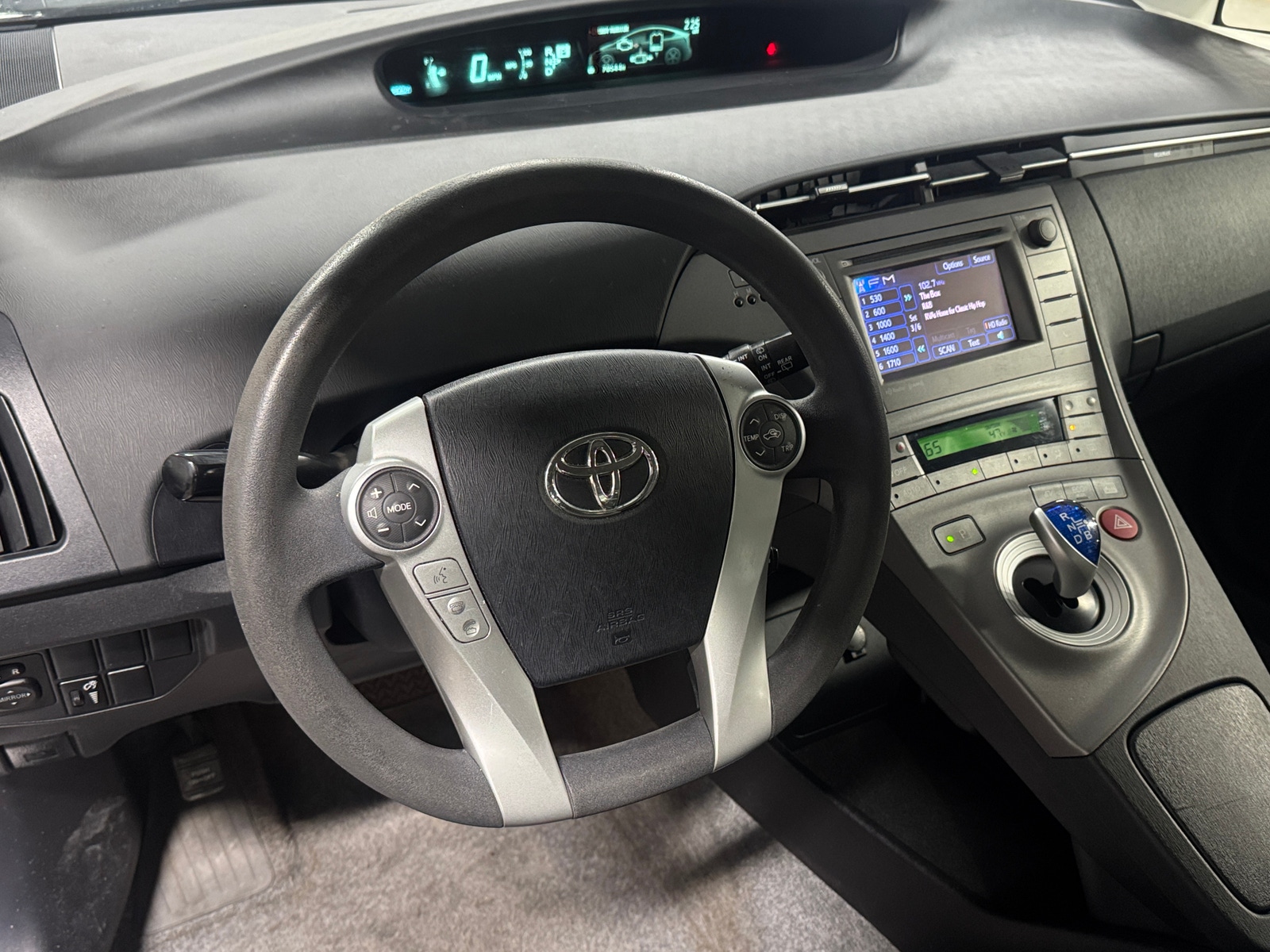 Thumbnail: 2013 Toyota Prius - 5