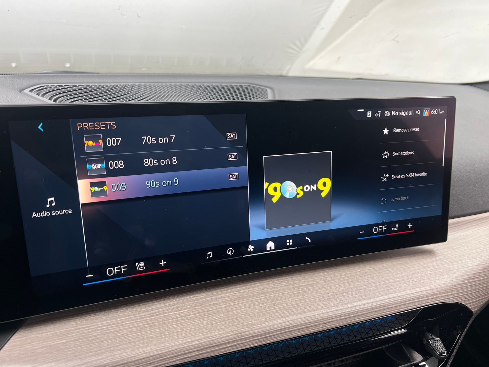 Thumbnail: 2025 BMW 4 Series - 2