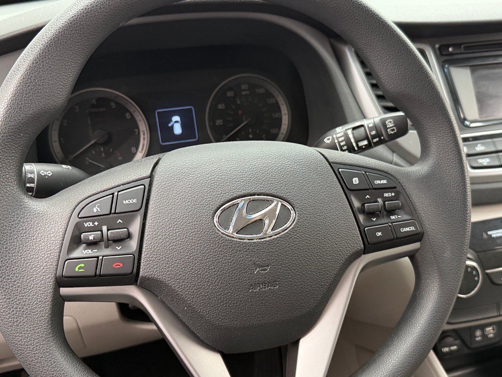 Thumbnail: 2017 Hyundai Tucson - 5