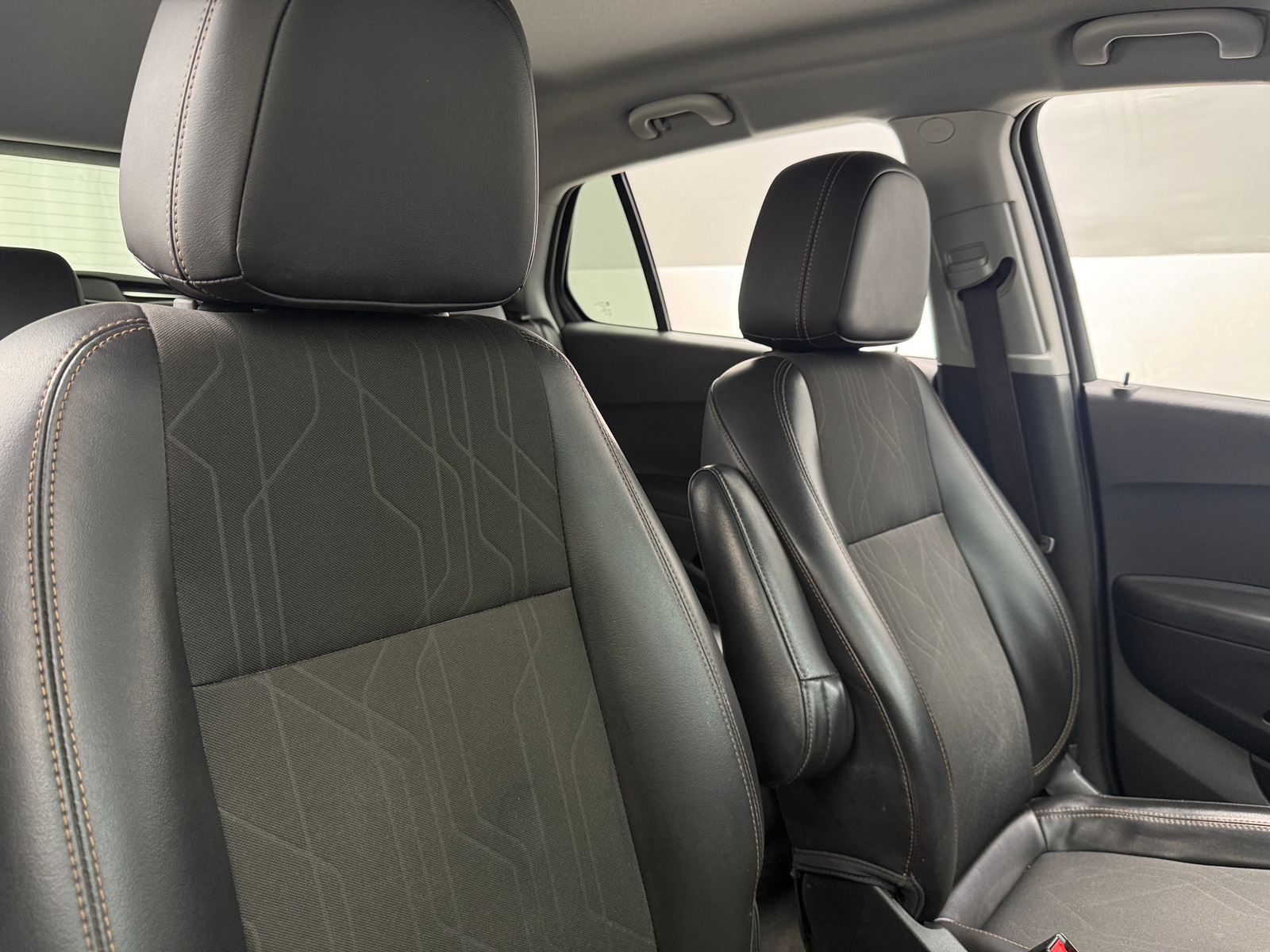 Thumbnail: 2018 Chevrolet Trax - 2