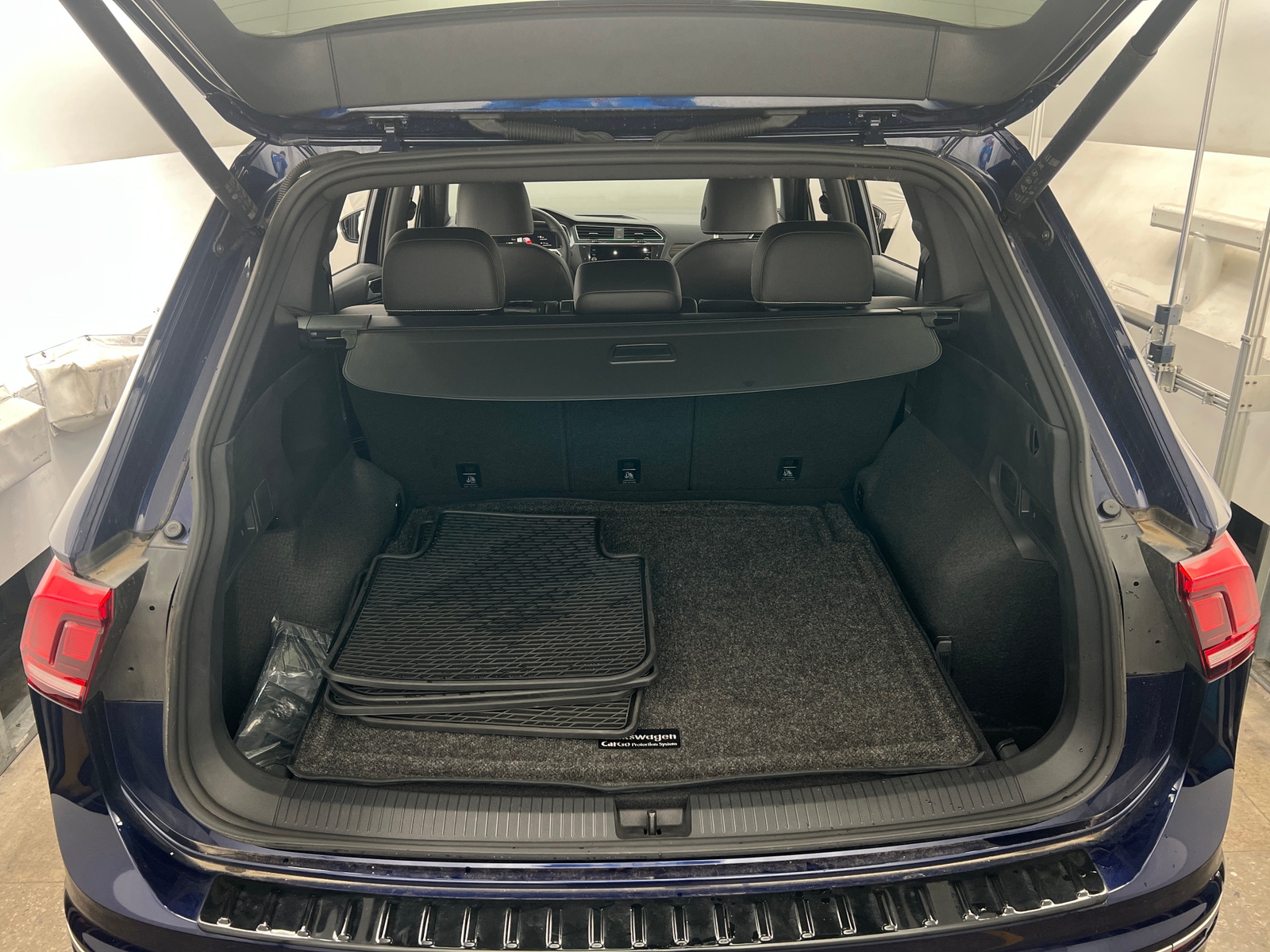 Thumbnail: 2024 Volkswagen Tiguan - 6