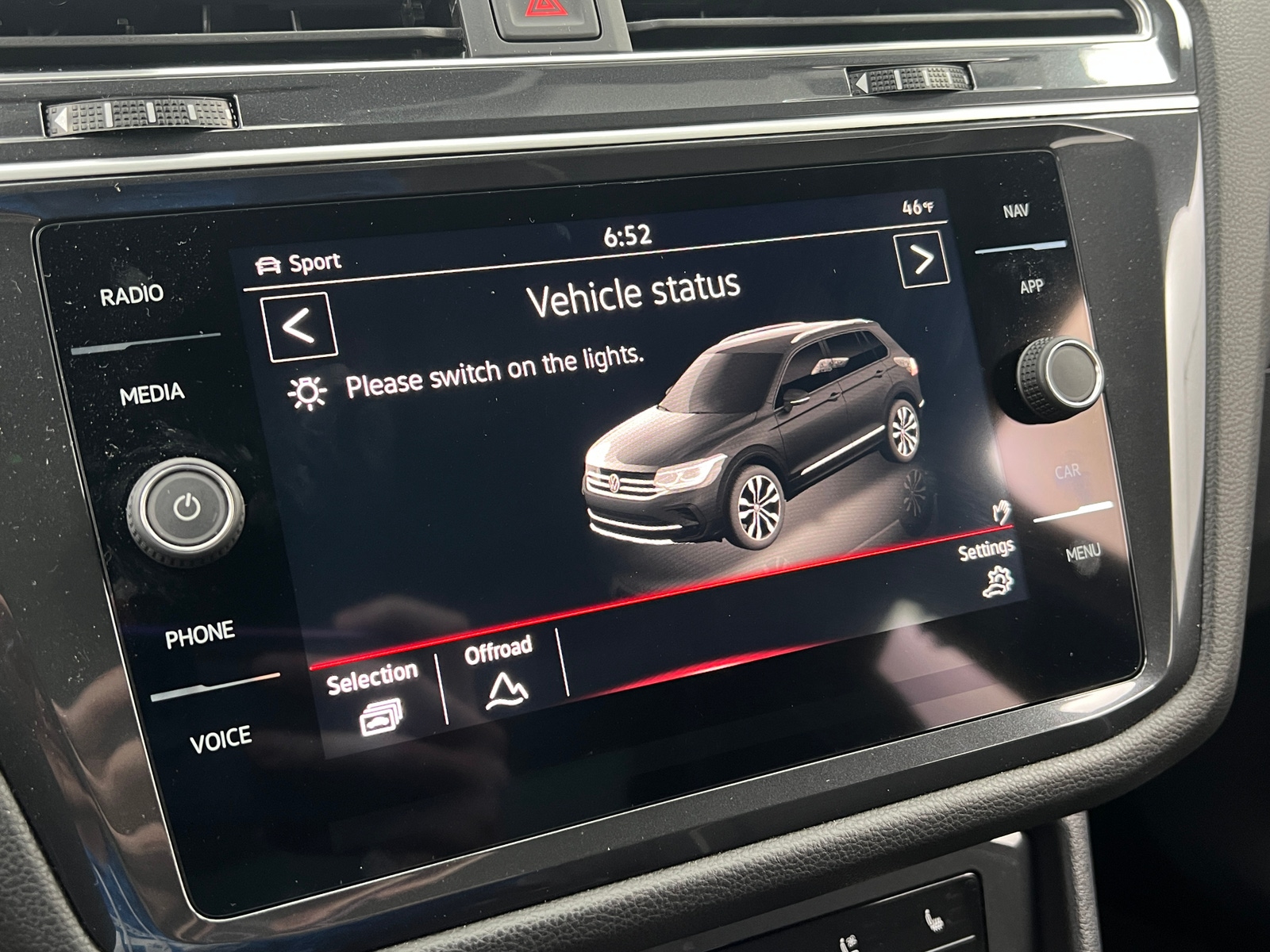 Thumbnail: 2024 Volkswagen Tiguan - 3