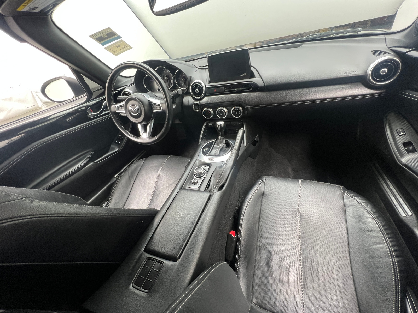 Thumbnail: 2021 Mazda MX-5 Miata - 2