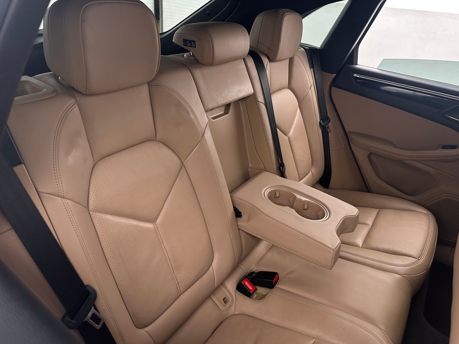 Thumbnail: 2020 Porsche Macan - 5