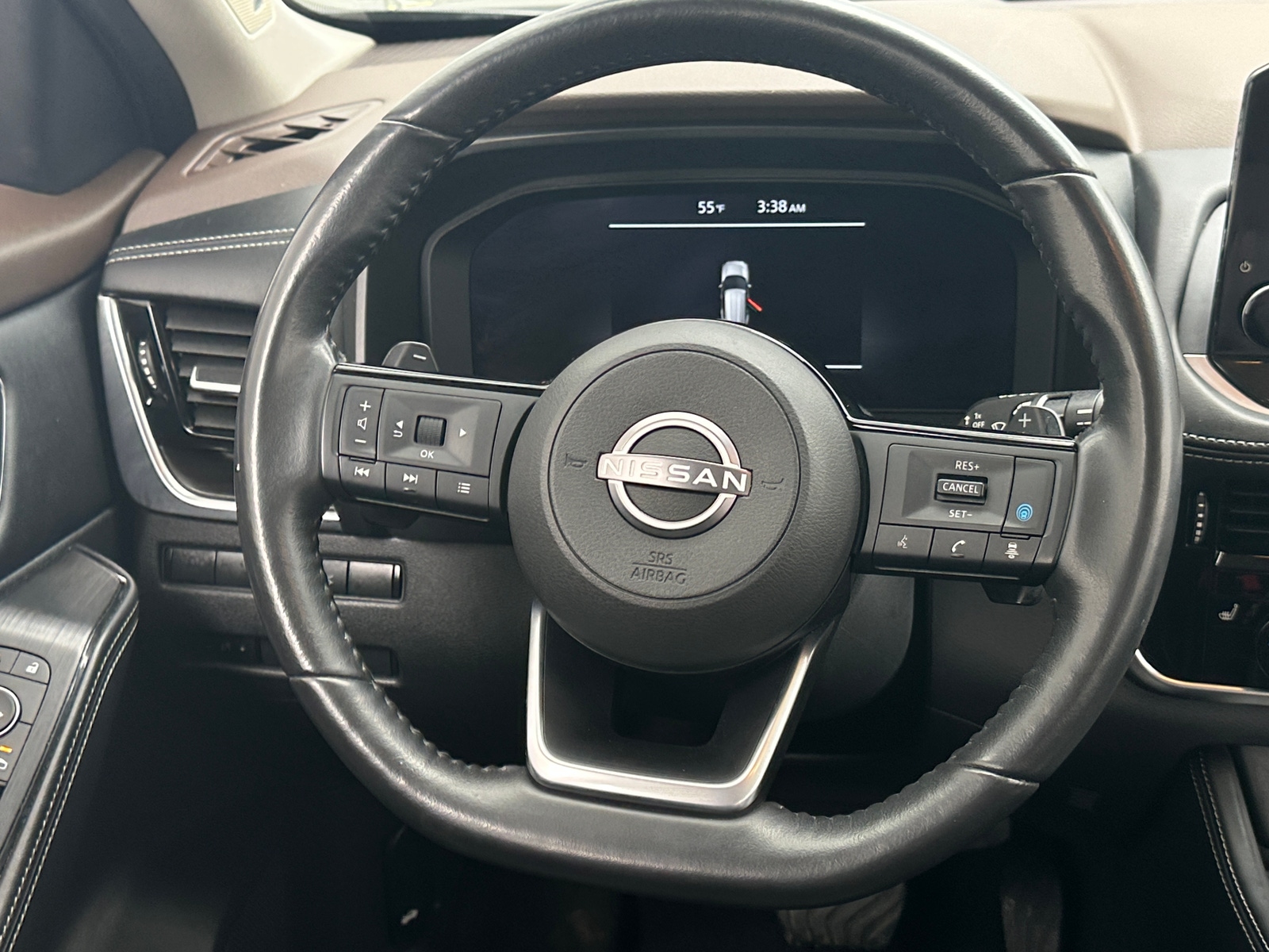 Thumbnail: 2023 Nissan Rogue - 4