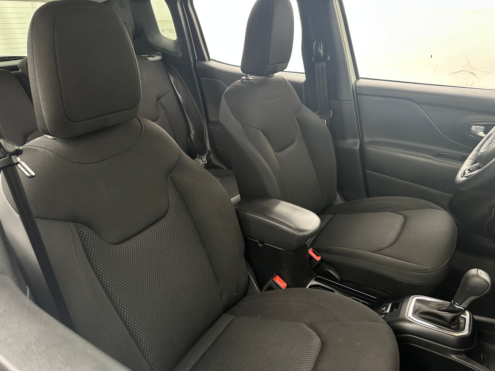 Thumbnail: 2019 Jeep Renegade - 2