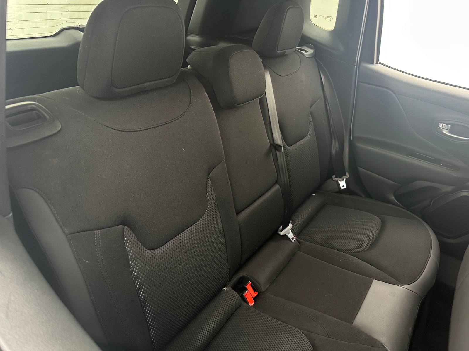 Thumbnail: 2019 Jeep Renegade - 6